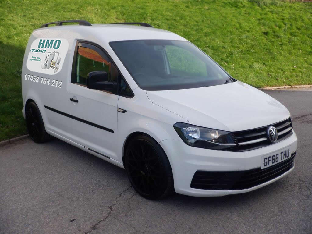 HMO Locksmiths van 01